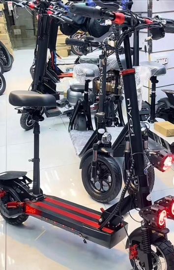 صورة سكوتر كهربائي 3 كشافات 48 فولت